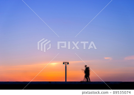 Evening glow 89535074