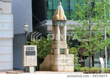 Gas lamp and Kyobashi main pillar on Tokyo Ginza street, monument of brick Ginza 1-chome, Ginza, Chuo-ku, Tokyo 89538874