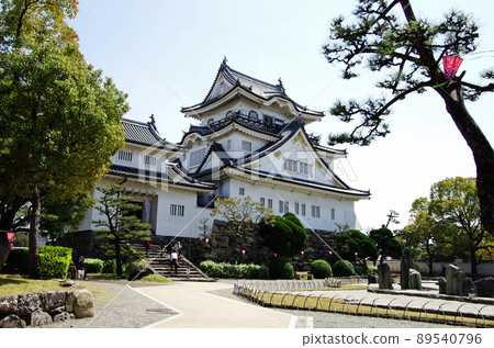 岸和田城天守閣與國家指定名勝八陣庭園 89540796