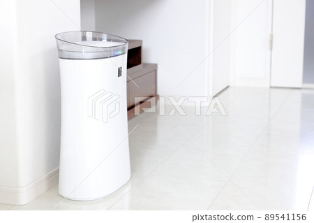 White air purifier and refreshing white room 89541156