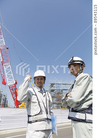 Japanese work scene, site supervision, construction management, new employee education 89543115