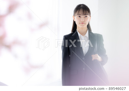 求職女性肖像 89546027