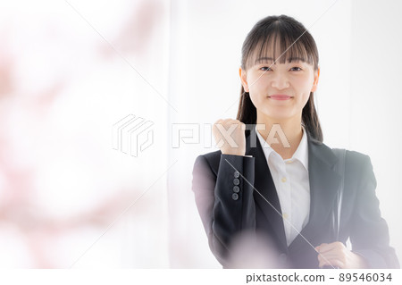 求職女性肖像 89546034