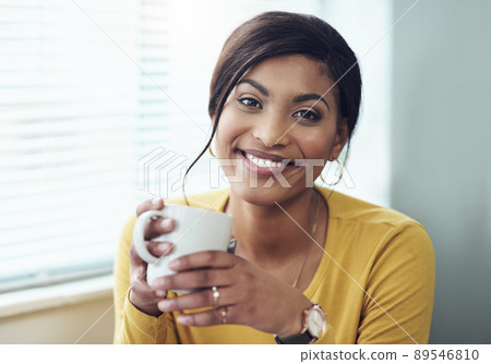 I've got my favourite tea in my hands 89546810