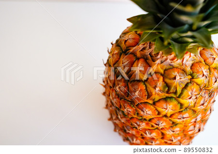 從菠蘿頂部的特寫 89550832