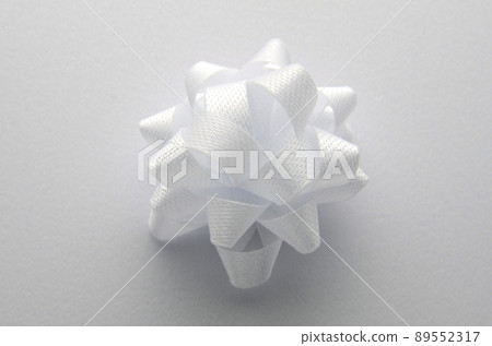 Ribbon flower 89552317