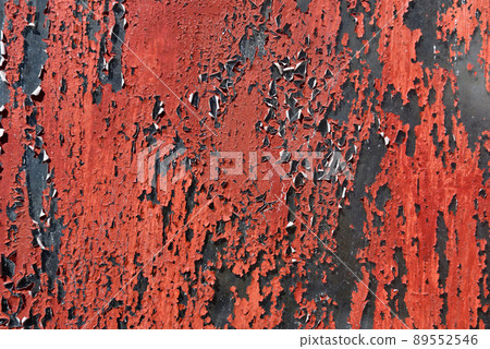 Red painted weathered background 89552546
