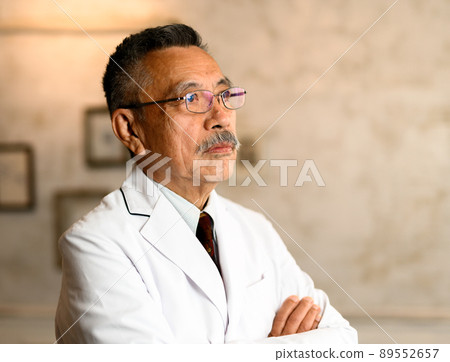 A white coat male A white coat male 89552657