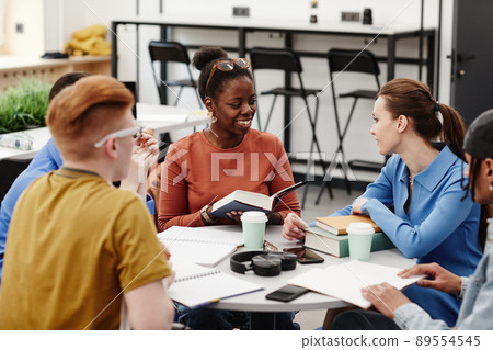 Diverse Group of Students Studying Diverse Group of Students Studying 89554545
