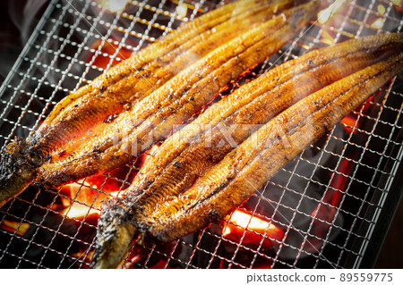 Bake the eel 89559775