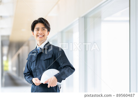 年輕男工人 年輕男工人 89560487