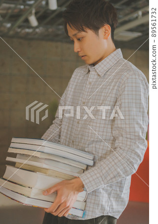 What to look for in the library What to look for in the library 89561732