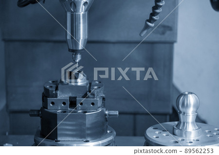 The mirror surface parts cutting  by CNC milling machine with ball end mill tool. 89562253