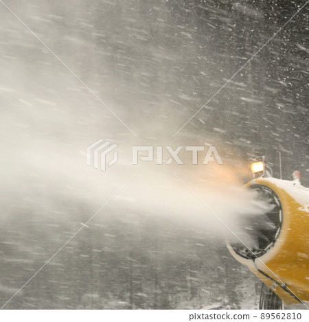 Snow cannon at work Snow cannon at work 89562810