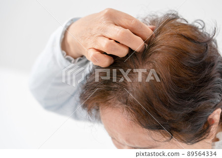 Women who care about hair Senior thinning hair Women who care about hair Senior thinning hair 89564334