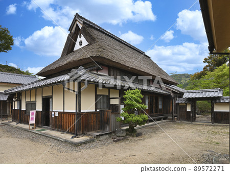 Oshoya Ueno家族(京都府舞鶴市西法寺) Oshoya Ueno家族(京都府舞鶴市西法寺) 89572271