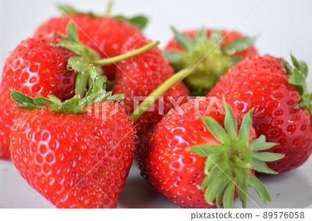 Strawberry recipe 89576058