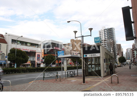 有樂町線金町東京地鐵站入口 有樂町線金町東京地鐵站入口 89576535