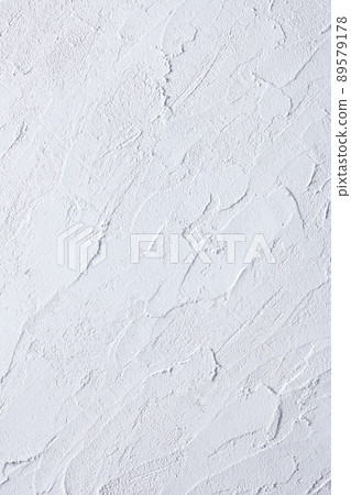 White wall painted with plaster 89579178