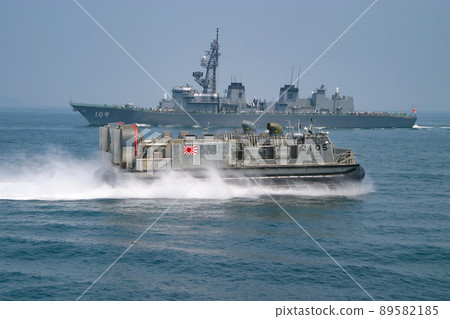 Maritime Self-Defense Force hovercraft sailing 89582185