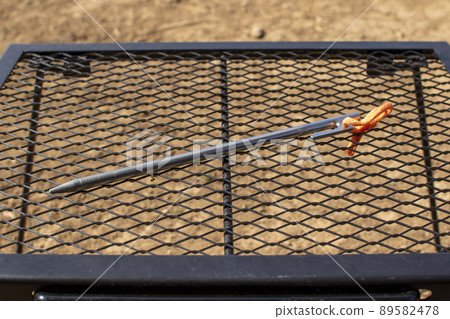 Lightweight titanium tents and pegs to secure tarps Lightweight titanium tents and pegs to secure tarps 89582478