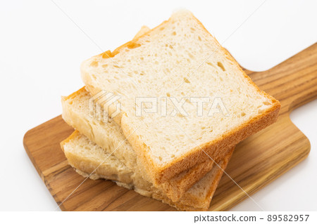 Additive-free bread 89582957