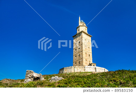 The Tower of Hercules, an ancient Roman lighthouse in A Coruna, Spain 89583150