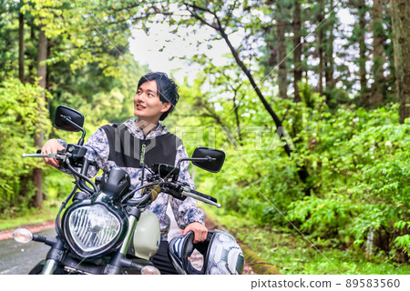 Rainy day touring bike boys 89583560