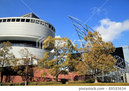 Osaka Science Museum and The National Museum of Art, Osaka 89583634