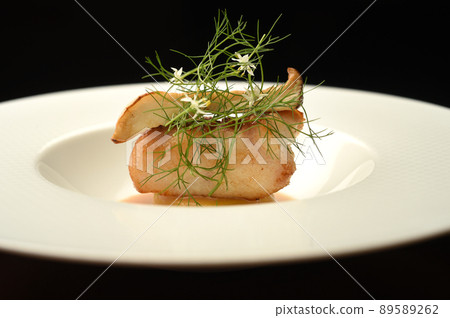 Saute of white fish 89589262