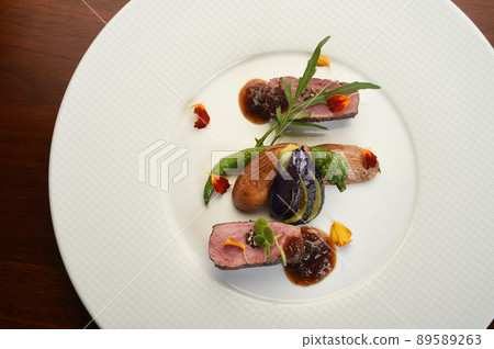 Roasted of venison 89589263