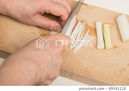 [用三德刀切蔥] 89591128