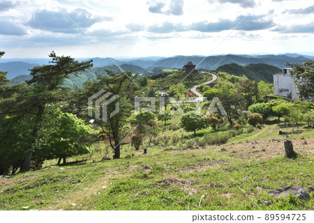 從小野山山頂眺望稻川天文台 從小野山山頂眺望稻川天文台 89594725
