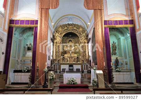 Altar of Obidos San Pedro Church, Portugal 89599327