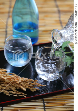 pour cold sake pour cold sake 89604317