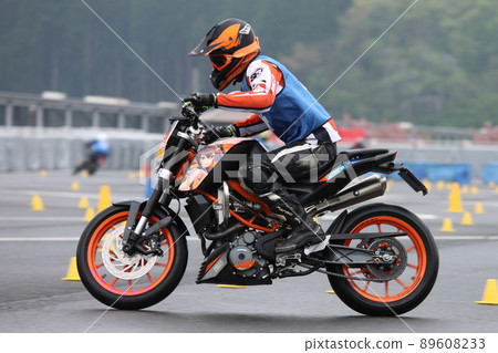 Running photo of Moto Gymkhana 89608233