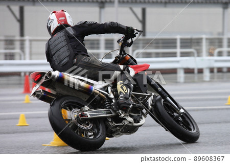 Running photo of Moto Gymkhana Running photo of Moto Gymkhana 89608367