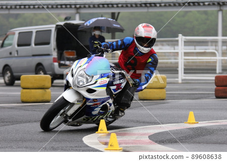 Moto Gymkhana 跑步照片 Moto Gymkhana 跑步照片 89608638