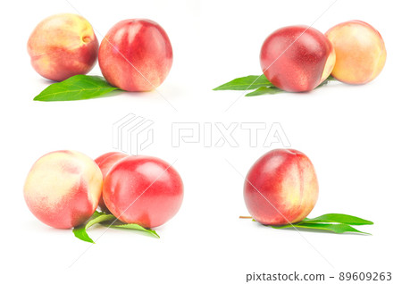 Set of isolated peaches on a white background clipping path Set of isolated peaches on a white background clipping path 89609263