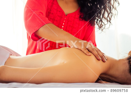 client and massagist master in aurvedic spa centre client and massagist master in aurvedic spa centre 89609758