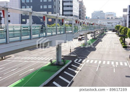 Pedestrian deck 89617289