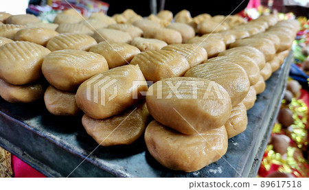Row of indian sweets Peda.A Famous sweet desert in mathura in india Row of indian sweets Peda.A Famous sweet desert in mathura in india 89617518