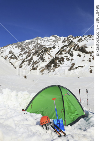 雪山帳篷夜白馬山 89618499