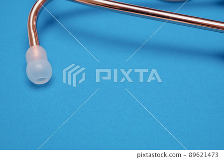 Medical stethoscope.Pink medical stethoscope.The concept of healthcare. Medical stethoscope.Pink medical stethoscope.The concept of healthcare. 89621473