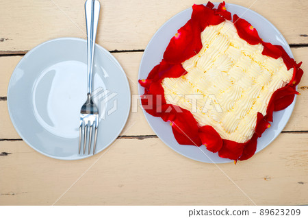whipped cream mango cake whipped cream mango cake 89623209