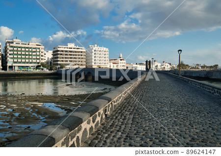Punta de la Lagarta bridge of Arrecife town. Canaries, Lanzarote Island. Spain Punta de la Lagarta bridge of Arrecife town. Canaries, Lanzarote Island. Spain 89624147