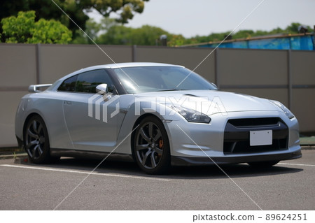 Silver sports car image Silver sports car image 89624251