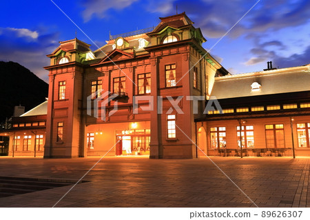 [Fukuoka Prefecture] Night view of JR Mojiko Station 89626307