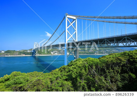 晴空下的關門大橋(關門海峽) 晴空下的關門大橋(關門海峽) 89626339