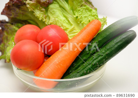 Easy-to-use kitchen vegetables for a healthy image 89631690